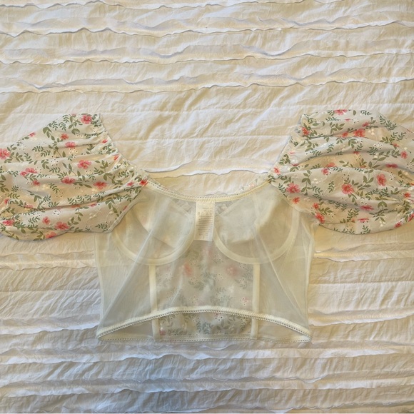 Floral Print Puff Sleeve Mesh Top - Picture 3 of 3